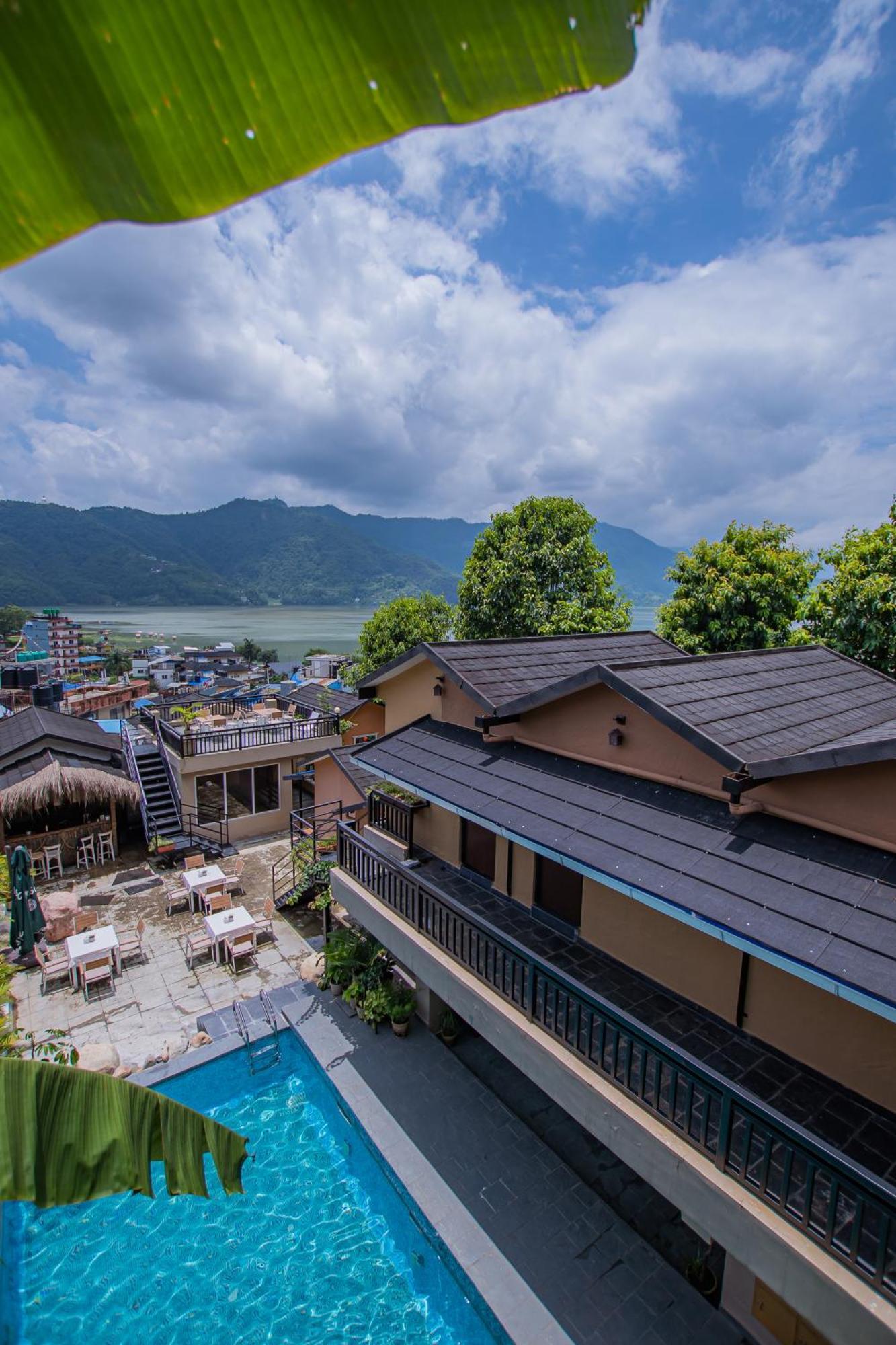 Pokhara Boutique Hotel ภายนอก รูปภาพ