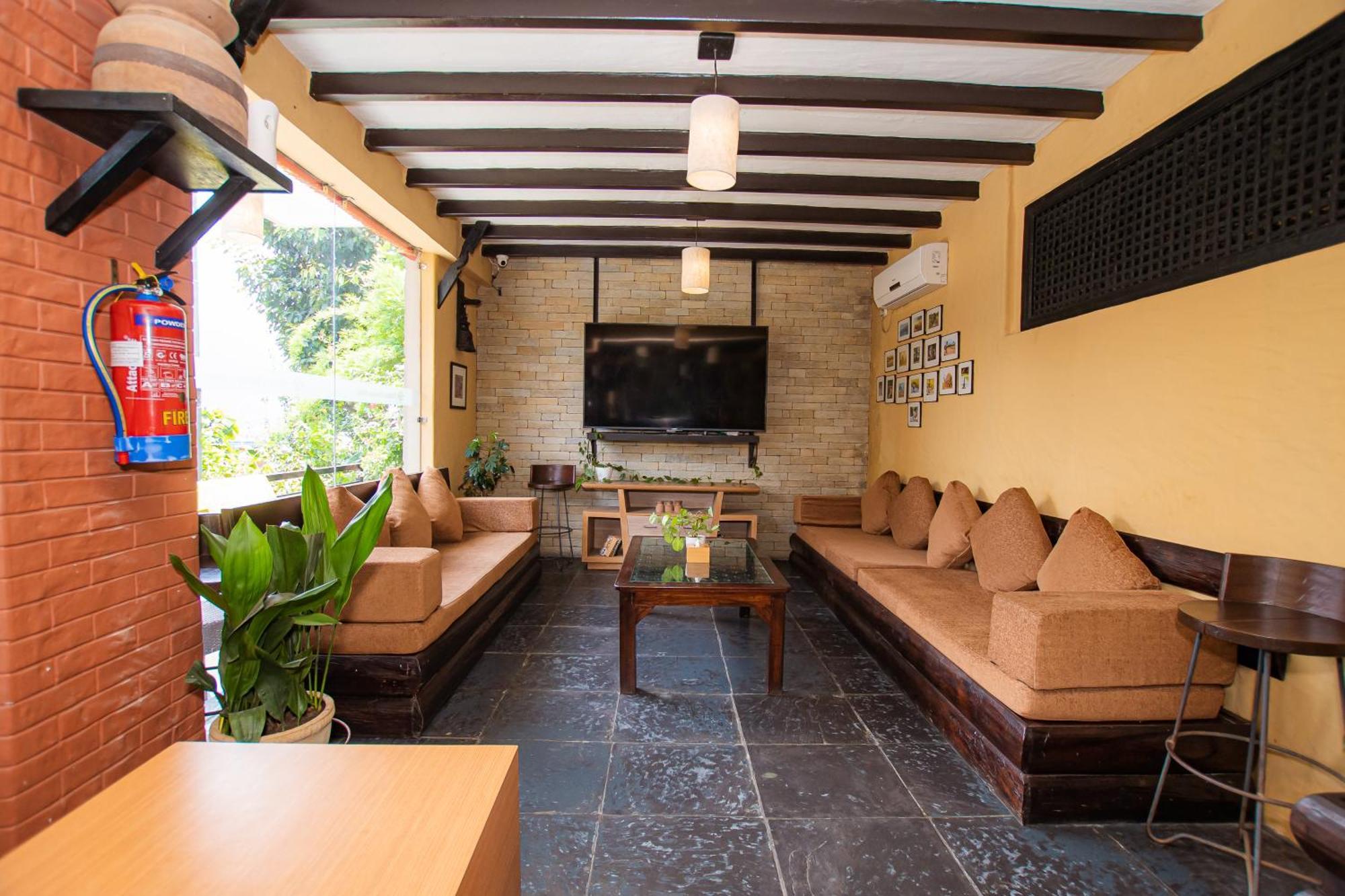 Pokhara Boutique Hotel ภายนอก รูปภาพ