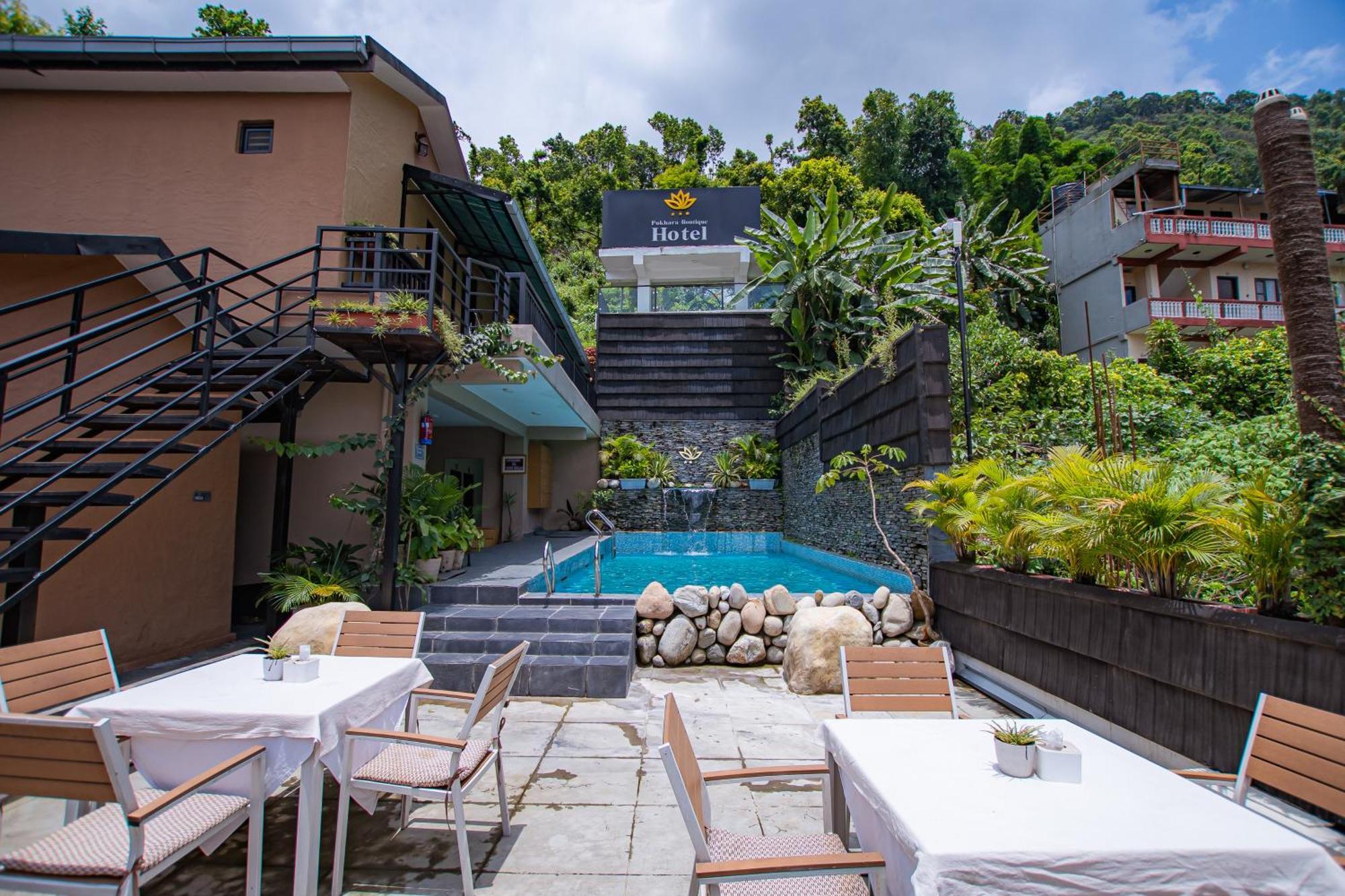 Pokhara Boutique Hotel ภายนอก รูปภาพ