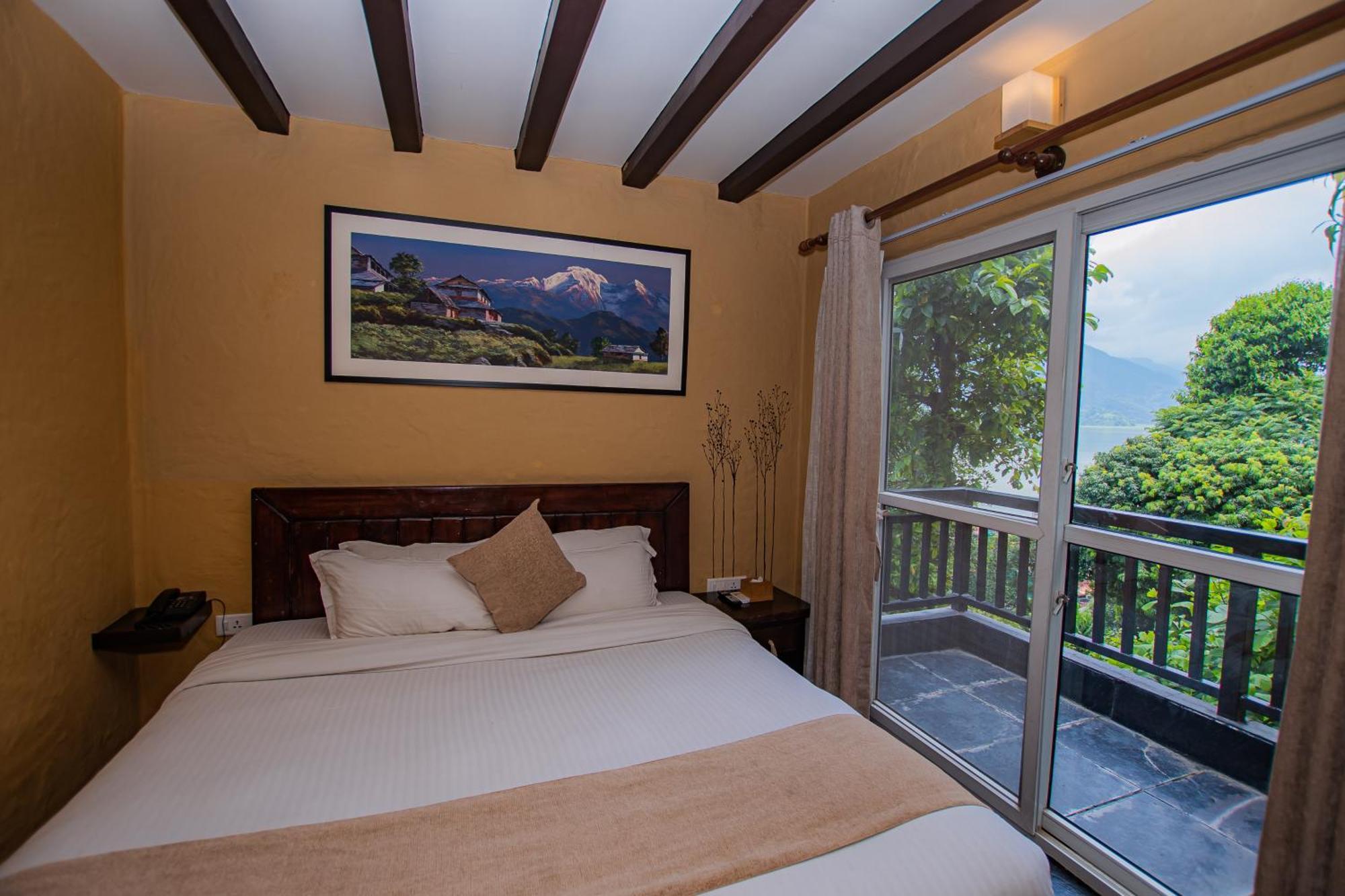 Pokhara Boutique Hotel ภายนอก รูปภาพ
